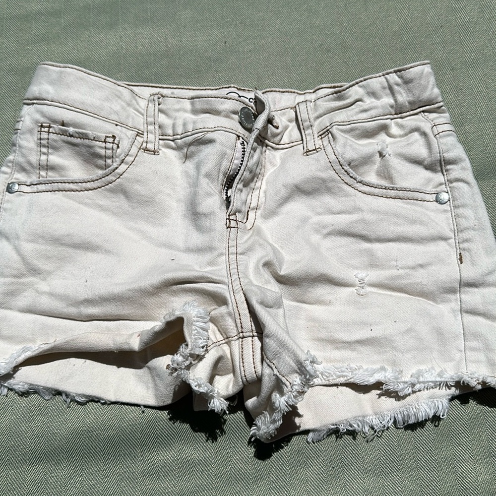 Cute white summer Jean shorts